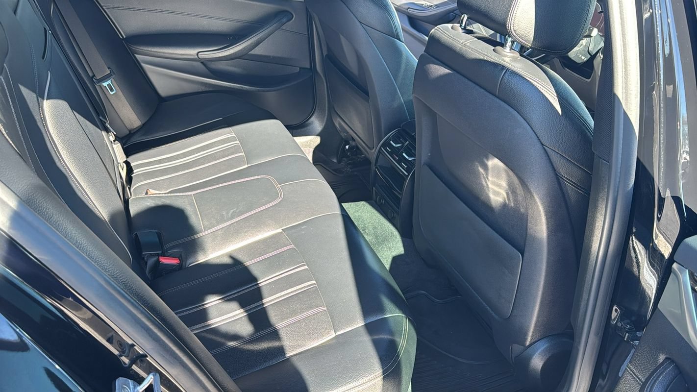 Used 2018 BMW 530i xDrive AWD/4WD image 15