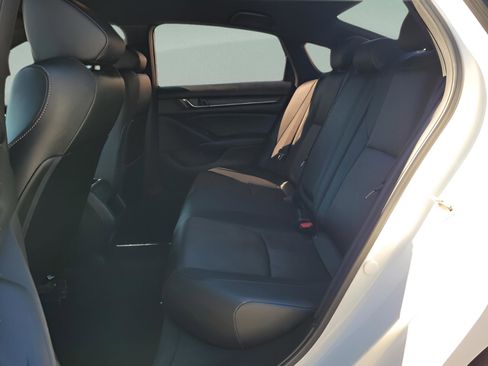 Used 2020 Honda Accord Sport image 17