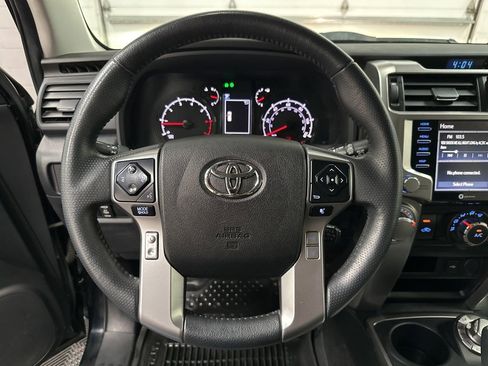 Used 2022 Toyota 4Runner SR5 Premium w/ Moonroof Package image 14