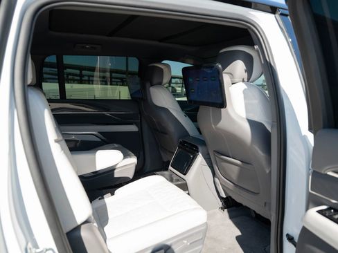 Used 2025 Cadillac Escalade IQ Sport 1 image 24