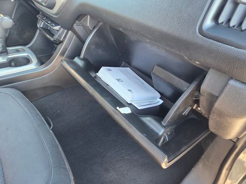 Used 2020 Chevrolet Colorado LT w/ LT Convenience Package image 34