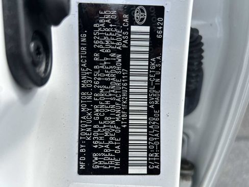 Used 2017 Toyota Camry XSE FWD image 23