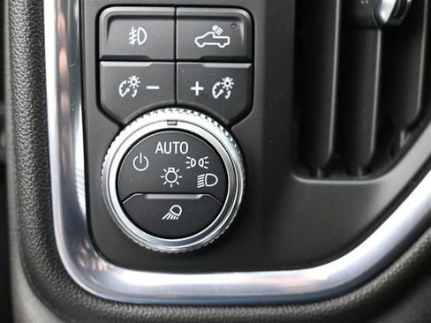 Used 2021 GMC Sierra 1500 SLT AWD/4WD image 23