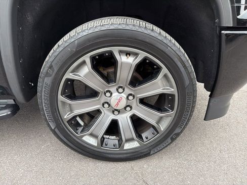 Used 2016 GMC Sierra 1500 Denali w/ Denali Ultimate Package image 15