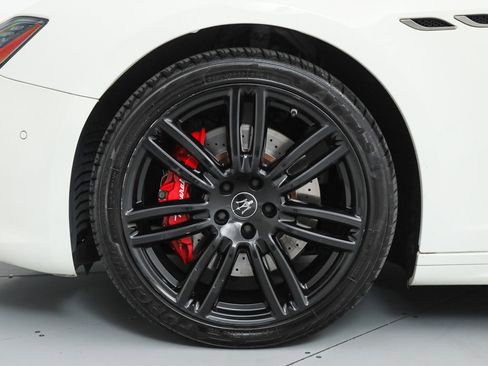 Certified 2023 Maserati Ghibli Modena Q4 image 21