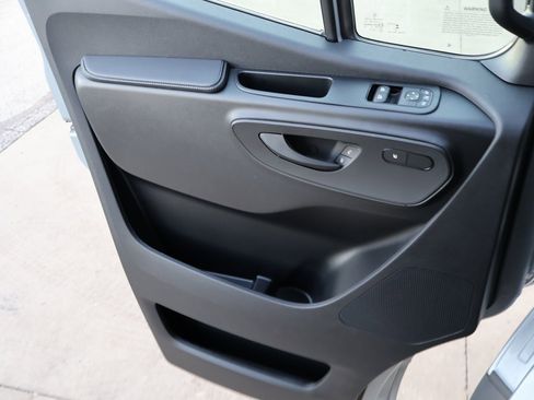 New 2025 Mercedes-Benz Sprinter 2500 image 36