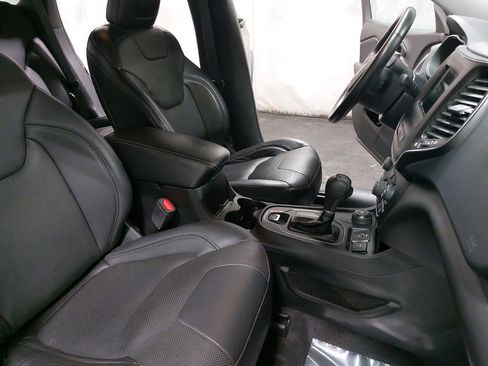 Used 2021 Jeep Cherokee Latitude Lux image 10