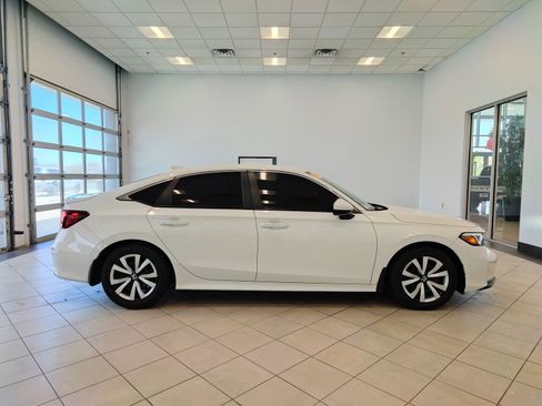 Used 2025 Honda Civic LX image 2