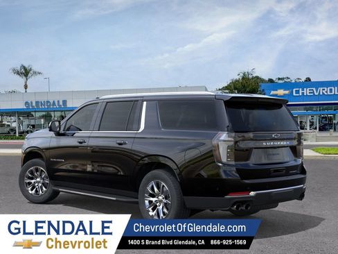 New 2026 Chevrolet Suburban Premier RWD image 3