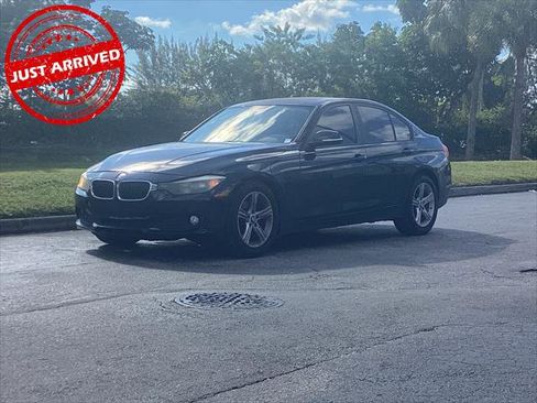 Used 2015 BMW 320i Sedan image 2