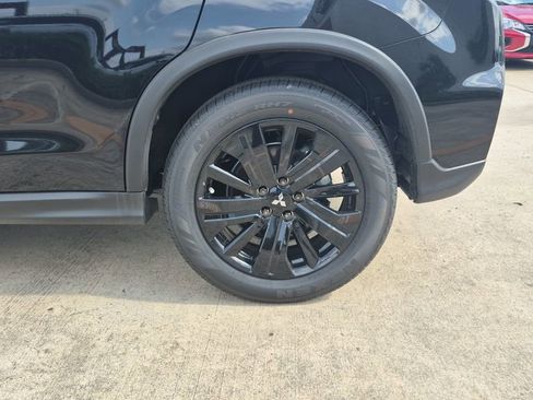 Used 2025 Mitsubishi Outlander Sport LE AWD/4WD image 44