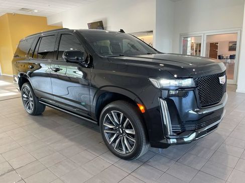 Certified 2024 Cadillac Escalade Sport w/ Touring Package AWD/4WD image 9