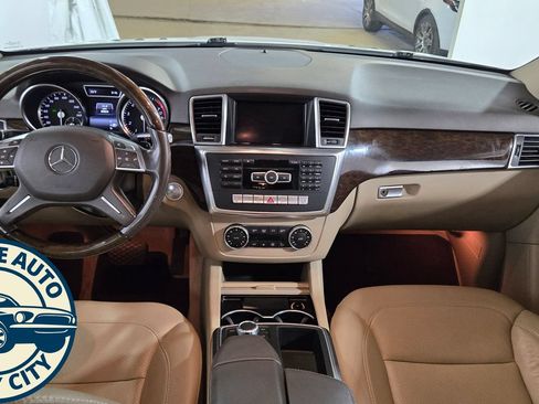 Used 2014 Mercedes-Benz ML 350 4MATIC w/ Premium 1 Package image 28