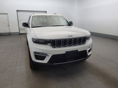 Used 2022 Jeep Grand Cherokee Limited 4xe image 14