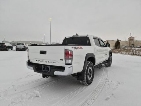 Used 2023 Toyota Tacoma TRD Off-Road image 5