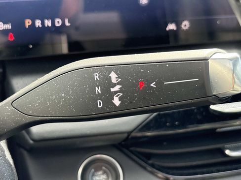 Certified 2025 Buick Enclave Avenir w/ Super Cruise Package image 19