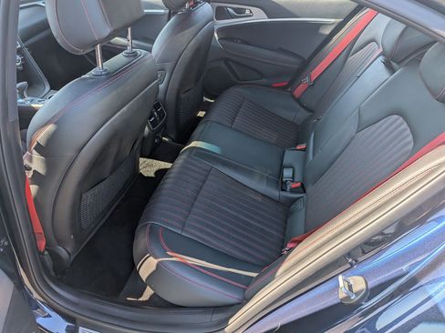 Used 2023 Genesis G70 2.0T w/ Sport Prestige Package RWD image 25