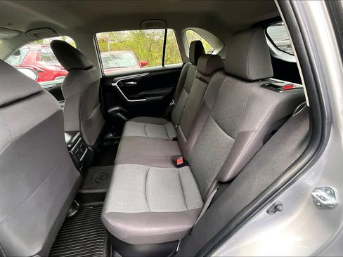 Certified 2024 Toyota RAV4 XLE w/ Weather Package AWD/4WD image 19