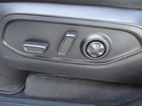 Used 2023 Jeep Grand Cherokee L Limited w/ Trailer Tow Group (B) image 13