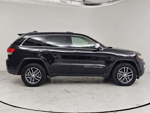 Used 2018 Jeep Grand Cherokee Limited AWD/4WD image 7