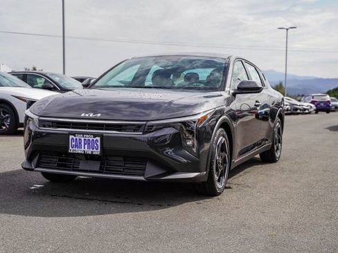 New 2026 Kia K4 EX image 4