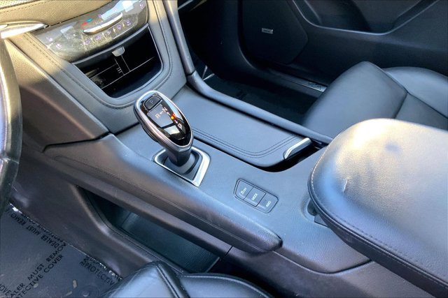 Used 2019 Cadillac XT5 Premium Luxury AWD/4WD image 17