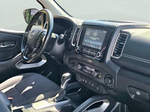 Used 2023 Nissan Frontier SV w/ SV Convenience Package RWD image 27