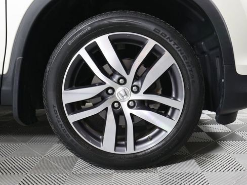 Used 2017 Honda Pilot Touring image 6