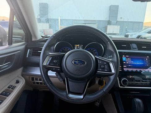 Used 2019 Subaru Outback 2.5i Premium AWD/4WD image 8