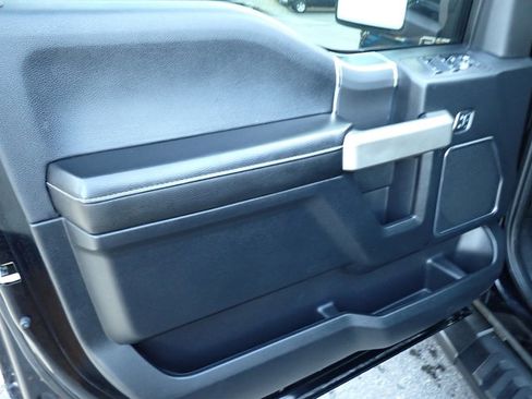 Used 2016 Ford F150 Lariat image 26