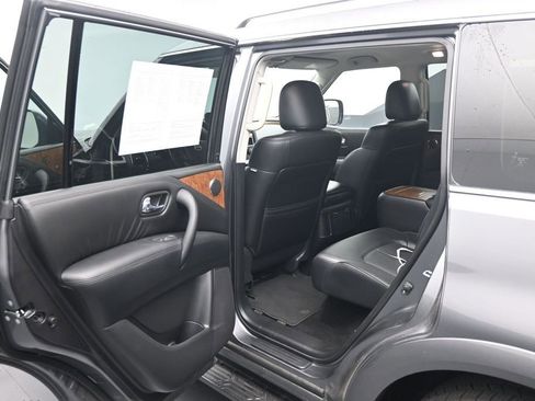 Used 2024 Nissan Armada SL w/ Captain's Chairs Package AWD/4WD image 22