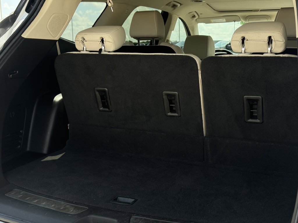 Used 2023 Buick Enclave Avenir FWD image 34