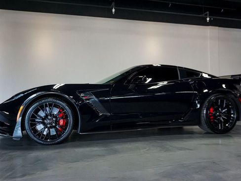 Used 2017 Chevrolet Corvette Z06 RWD image 41