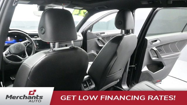 Used 2024 Volkswagen Tiguan SE R-Line AWD/4WD image 21
