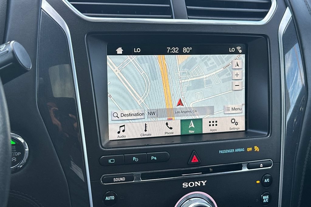 Used 2018 Ford Explorer Platinum AWD/4WD image 20