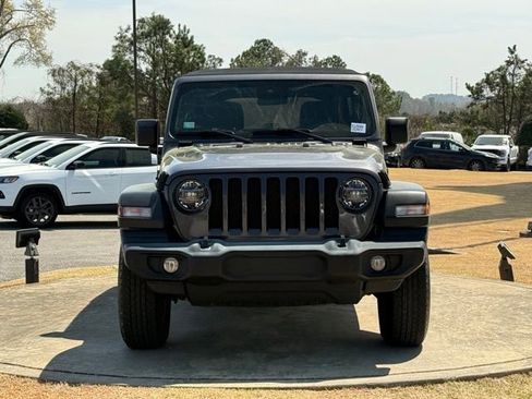 Used 2020 Jeep Wrangler Unlimited Sport S image 2
