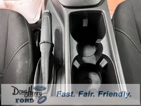 Used 2017 Ford Focus SE image 39