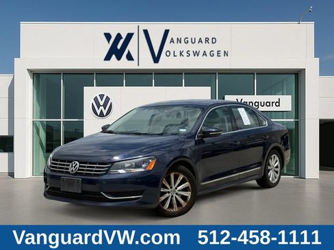 Used 2012 Volkswagen Passat 2.5 SEL FWD image 1