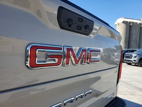 New 2026 GMC Sierra 1500 AT4 w/ AT4 Premium Package AWD/4WD image 7