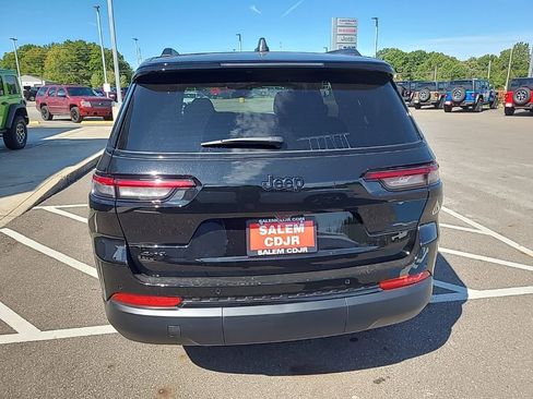 New 2025 Jeep Grand Cherokee L Altitude image 7