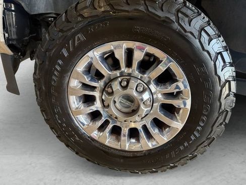 Used 2022 Ford F250 XLT w/ XLT Premium Package AWD/4WD image 24