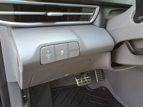 New 2026 Hyundai Elantra SEL Sport Premium FWD image 16