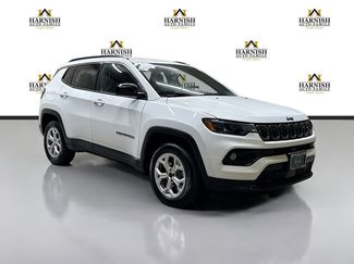 Used 2024 Jeep Compass Latitude AWD/4WD video 3