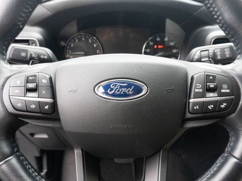 Used 2020 Ford Explorer XLT w/ Equipment Group 202A RWD image 20