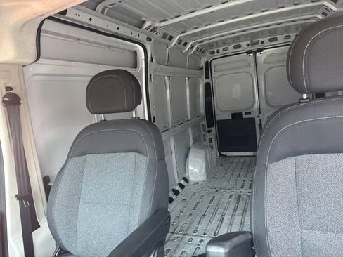 Used 2014 RAM ProMaster 3500 w/ Interior Convenience Group FWD image 19