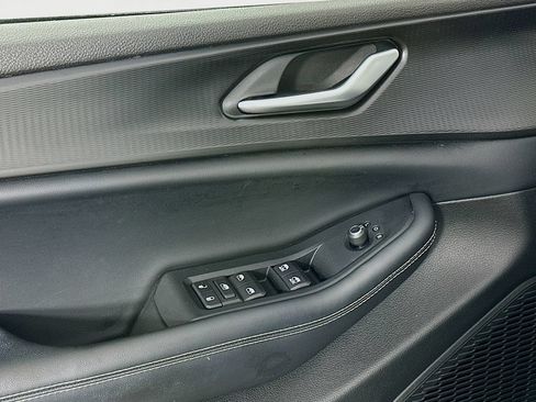Used 2023 Jeep Grand Cherokee L Laredo AWD/4WD image 27