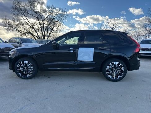 New 2026 Volvo XC60 B5 Plus w/ Protection Package Premier image 4