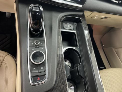 Used 2023 Cadillac Escalade Premium Luxury w/ Performance Package AWD/4WD image 13