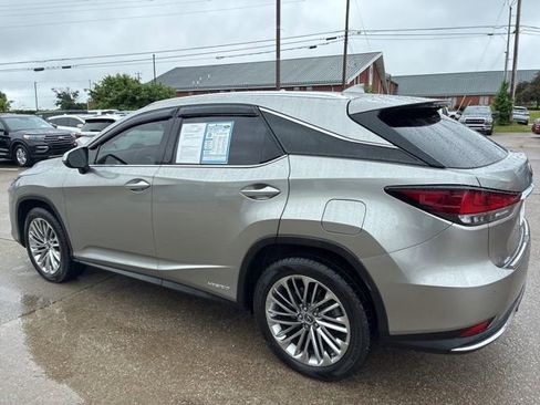 Used 2021 Lexus RX 450h AWD w/ Luxury Package image 5