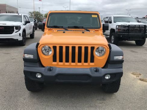 Used 2018 Jeep Wrangler Unlimited Sport AWD/4WD image 10